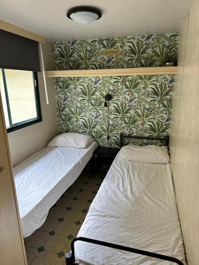 Comfortabele Familie Chalets Met Veranda Incl Airco Dichtbij Zee! Viareggio Dış mekan fotoğraf
