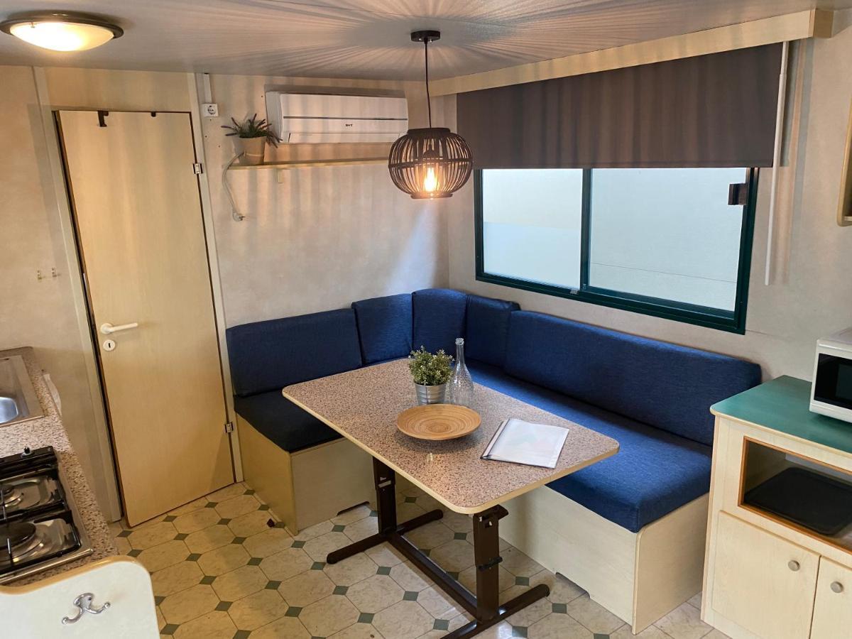 Comfortabele Familie Chalets Met Veranda Incl Airco Dichtbij Zee! Viareggio Dış mekan fotoğraf