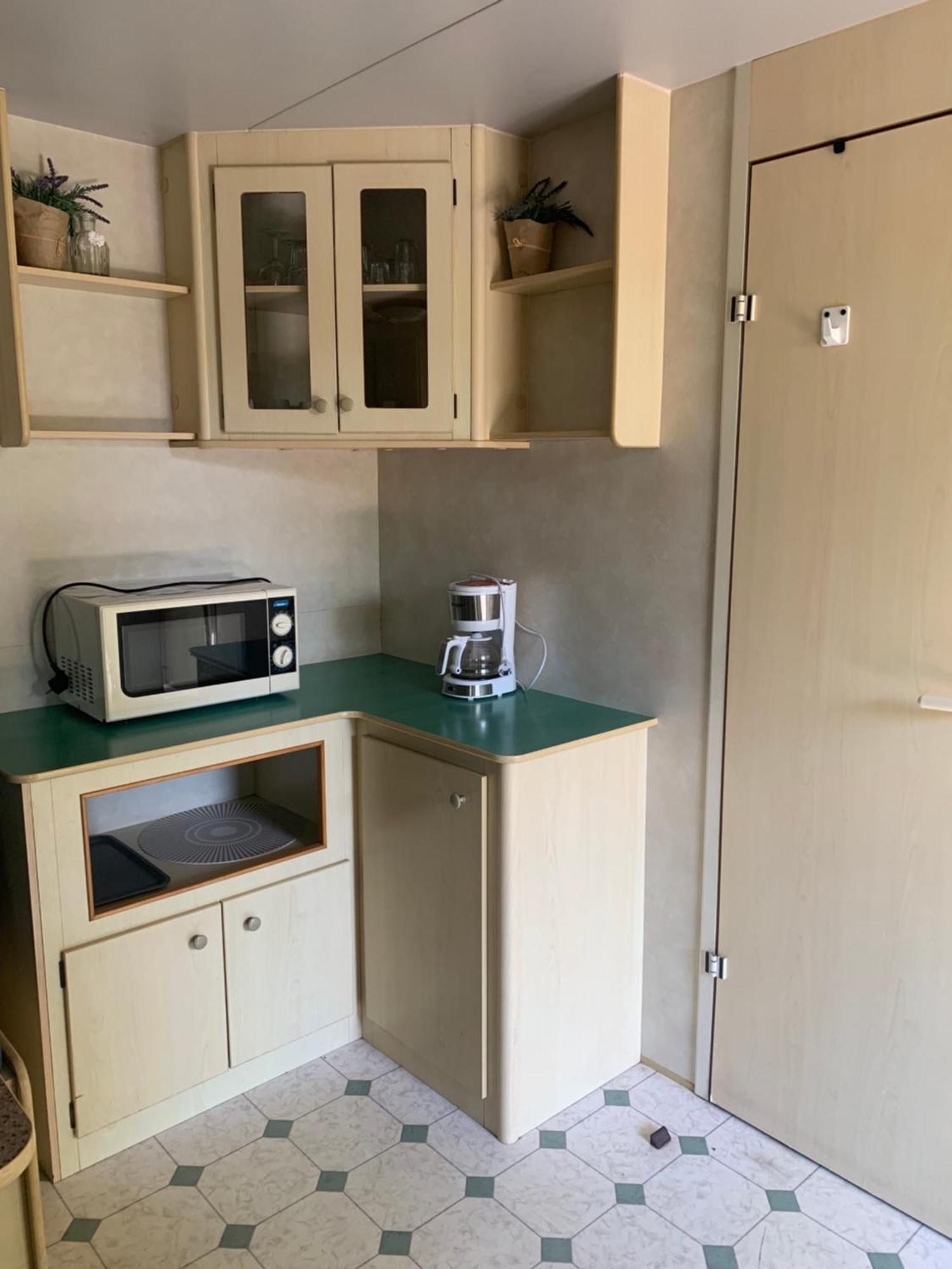 Comfortabele Familie Chalets Met Veranda Incl Airco Dichtbij Zee! Viareggio Dış mekan fotoğraf