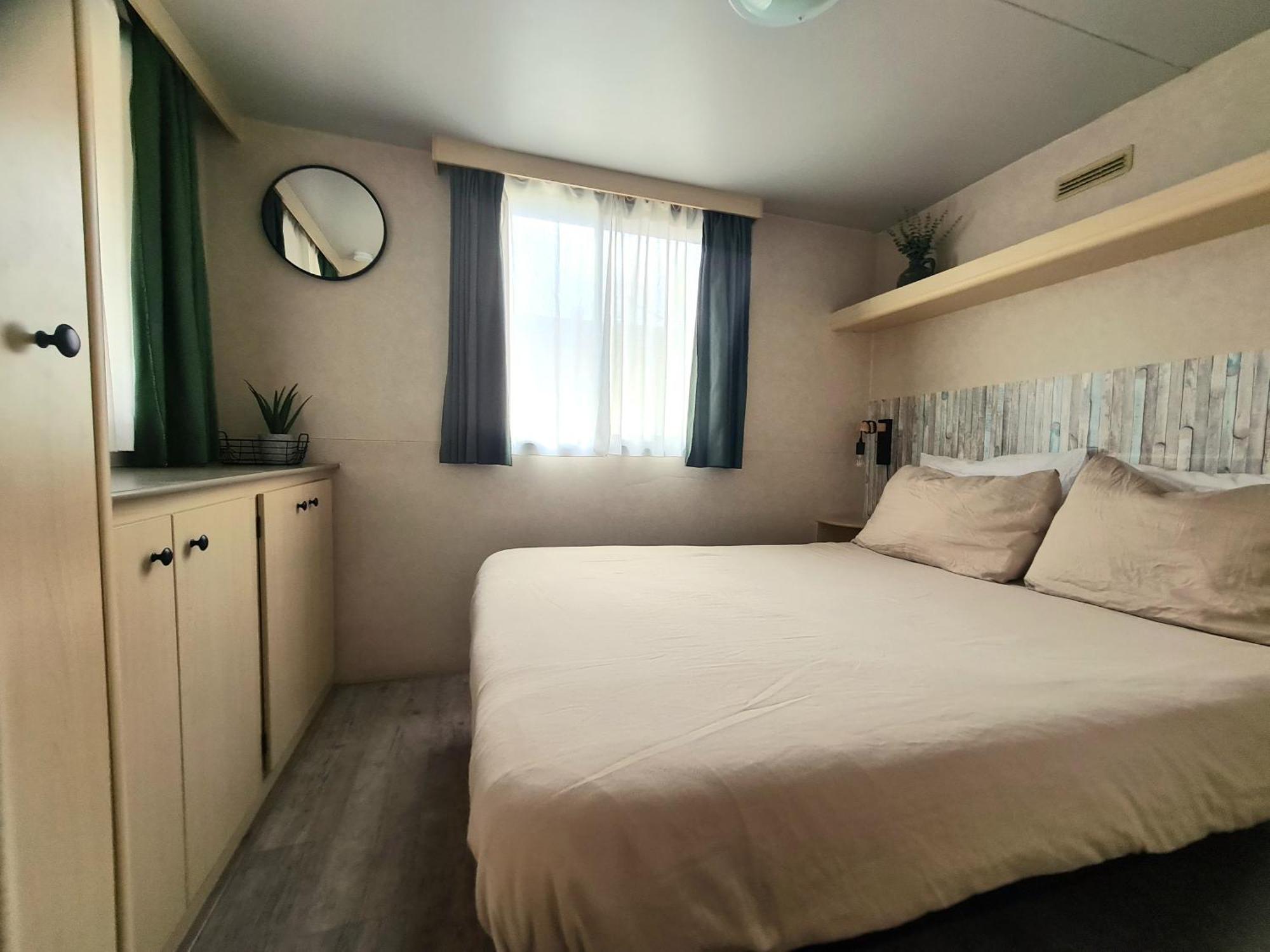 Comfortabele Familie Chalets Met Veranda Incl Airco Dichtbij Zee! Viareggio Dış mekan fotoğraf